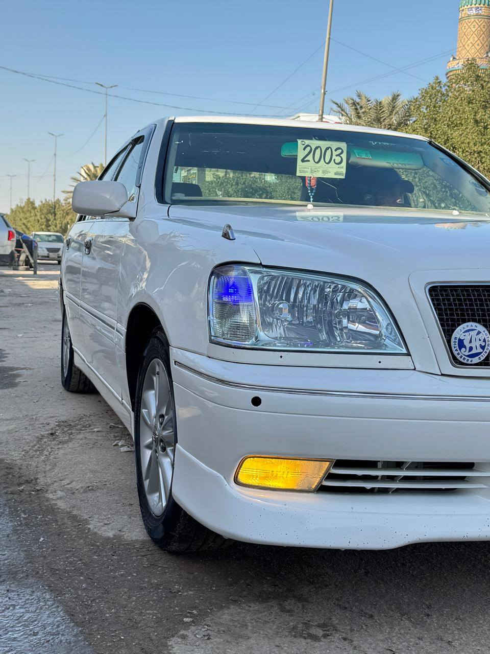 ملكه رقم كركوك مدفوع كمرك وضريبه 
سياره كفاله كص ونقل بيه ضربه بل جاملغ الخلفي مو قويه
مكينه ديفور جبير وكير جدد
حدادية جديدة 
تحوير نجف فوك وجوه 
السعر 100 وبيه مجال
الاستفسار ***********
