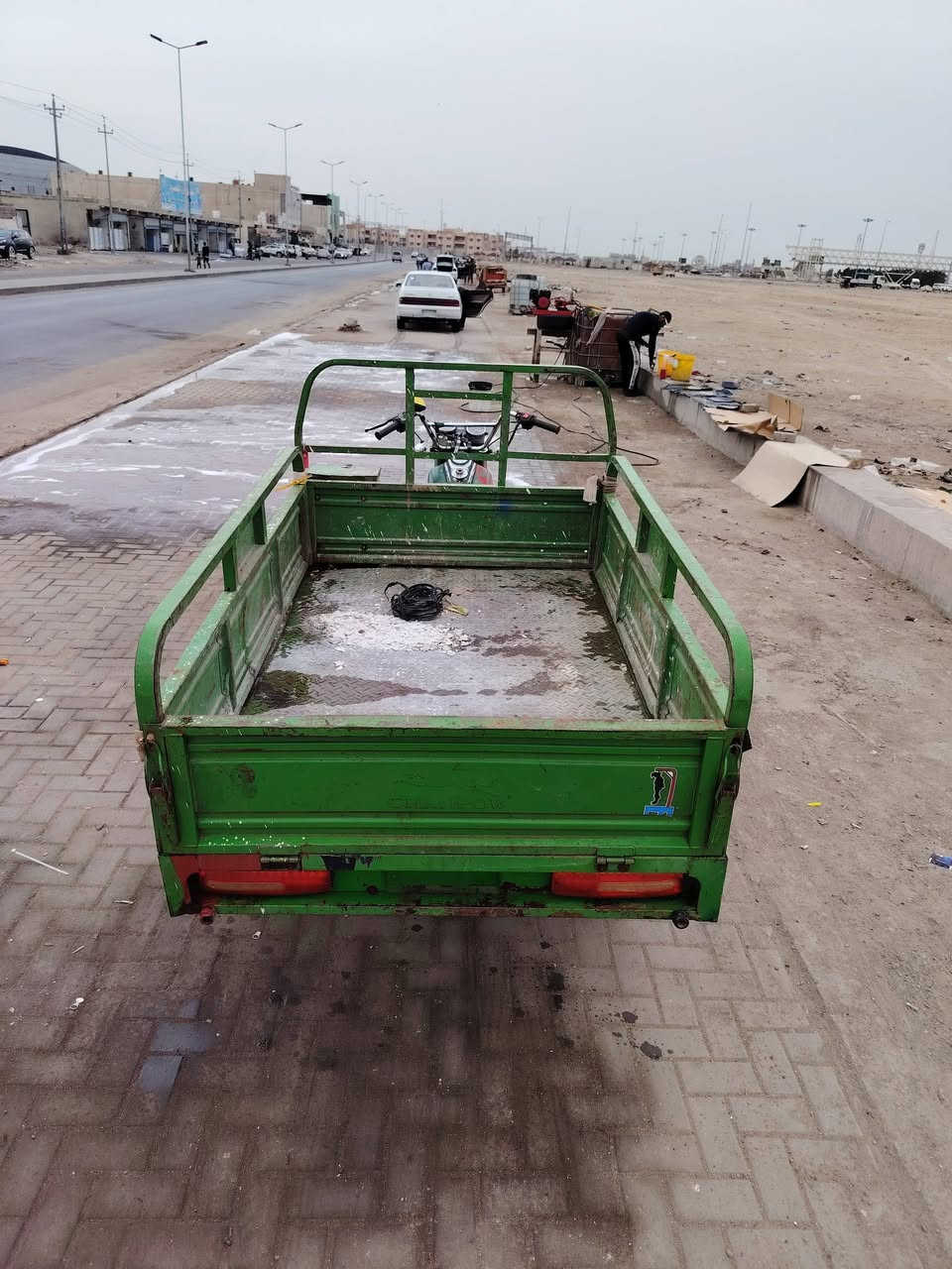 يا الله سلام عليكم كربلائيه موديل 22 ادوات مكفوله عشارين السعر مليون وبيها مجال قليل حك الجيه وأنه بخدمتكم رقم الهاتف *********** حيانيه دور الشرطه قرب المعارض مال سيارات كهربايات شغاله وجهازه
