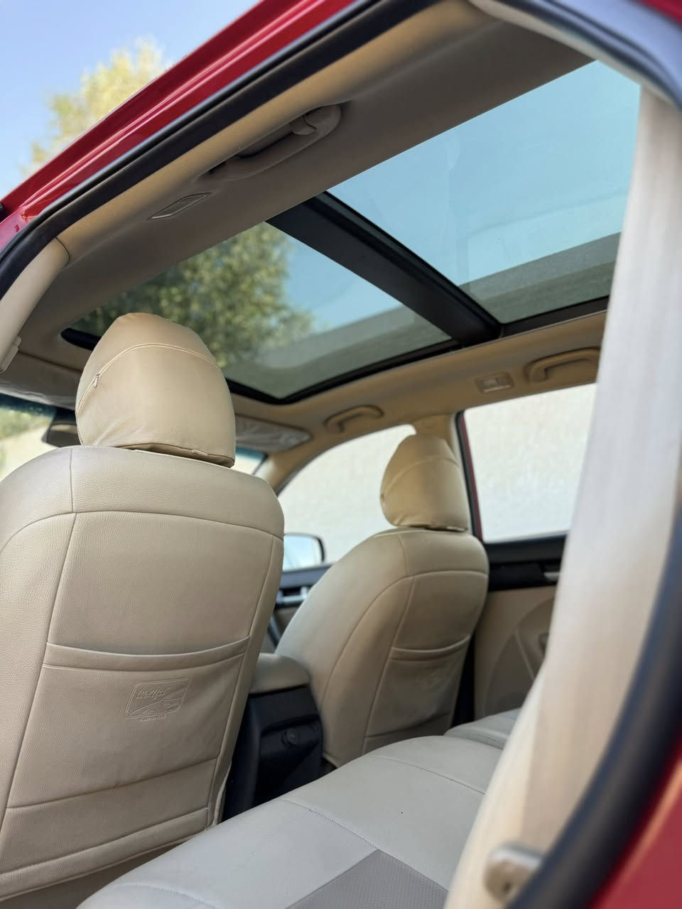 السلام عليكم
سورنتو للبيع 2014 خليجي
فول مواصفات واحد على واحد فقط بنيد صبغ بدون فتح فقط خارجي بسبب الفابلون من الشركه موصفاته
بانوراما 
ماشيه 94 الف حقيقي
بصمات عدد ثنين
مري شفط
شاشه اصليه
ترحيب Sorrento بل دوس
سبعه راكب 
ثلاث قطع تبريد 
مكينه 6V 3500
تحكم كشن كهربائي
حساس امامي خلفي
تحكم ستيرن
حاكيه اتصال 
ايكو تقليل صرف الوقود
فور ويل 4x4
دوسات بلادي بل صفاح
رقم اربيل هزه وسنويه جديد بسمي شخصياً السياره جديده بمعنى الكلمه المكينه برغي ما مفتوح بيه حداديه بلاديه شركه سبير شركه كله على وضع الشركه سياره كلش جديده مال جناي مكاني بابل مركز المدينه للستفسار ***********
