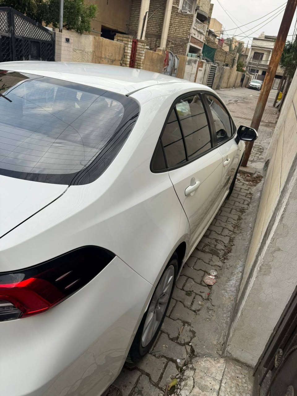 كورلا هاييرد خليجي فول موصقات جلد كشن كهرباء فتحه  موديل 25 ماشيه 38 السياره بيها طخه بل دعامه وشويه بحافه الباب نضربت بل حايط من جاي افتح الباب  وكم شخط يعني مال استعمال مكفوله من الضربه القويه ول صبغ ول بارد السياره بسمي تحويل ثاني يوم
السعر  145 وبيها مجال 
مكاني حي الاعلام شارع البداله 
***********
