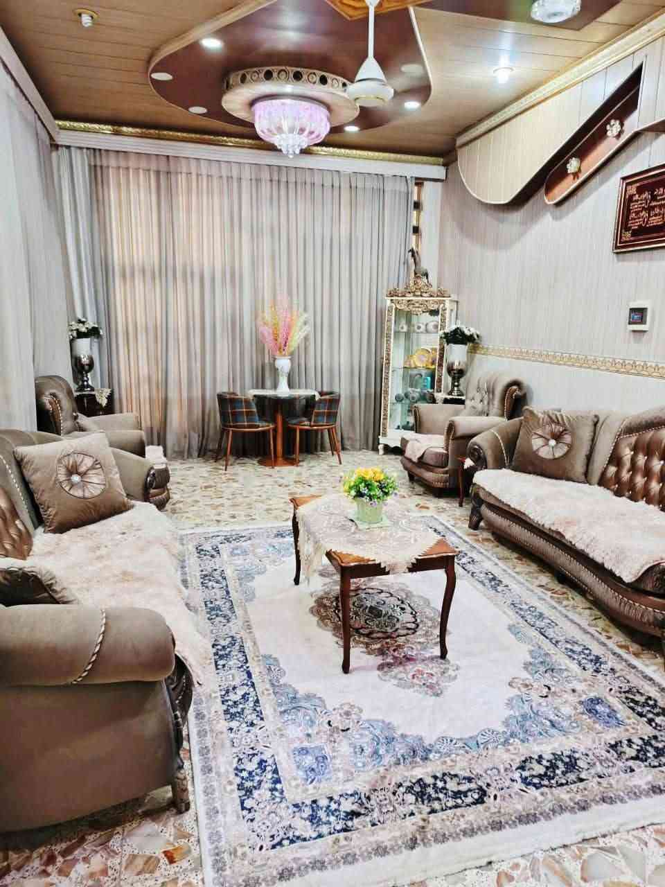 🏡🏡 للبيع – دار طابقين بناء حديث🏡🏡

📍 المساحة: 220 متر  
📍 طابقين  
📍4 غرف  
📍 بناء حديث ومرتب  
📍 موقع جيد  
✅دار حلو ومرتب وجاهز لسكن ✨
للاستفسار الاتصال:
 *********** ☎️
