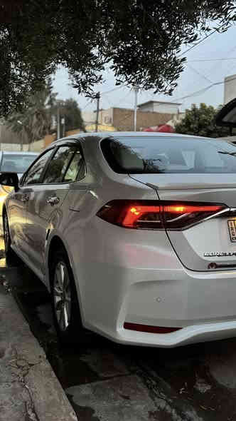 السلام عليكم ‼️‼️للبيع كورلا شركه (ساس)
ماشيه 52 ألـف بعدها بضمان الشركه يخلص بـ2026 شـهر الـ12..موديل23
السياره فـول مواصفات..رقم اربيل بـ أسمي تحويل سنويه ..
السياره مكفوله  من كلشـي ماعدا (((رصعات ثنين بجنطه وبلقماره موضحة بصوره ))) عدأ هاي الشغله سياره مكفوله وين مايجعلك افحص ......

📍مكان السياره بغداد ( الشعله)  
سعـر السياره ب183 وبيها مجال حك الجيه 
الرقم: *********** اتصل وبيك خير وتتدلل
