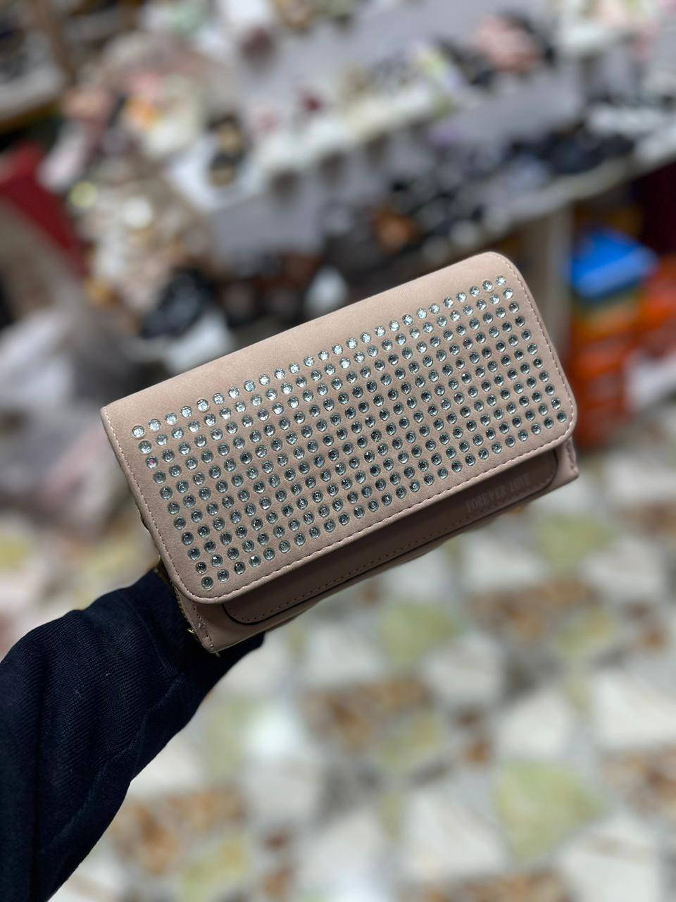 عروض نااررر. العنوان الرمادي حي الملعب سوق سلاله كوزمتك هنودي


**إذا كنت صاحب هذا الإعلان وتريد حذفه لأي سبب، رجاءا أرسل رسالة إلى الدعم الفني**