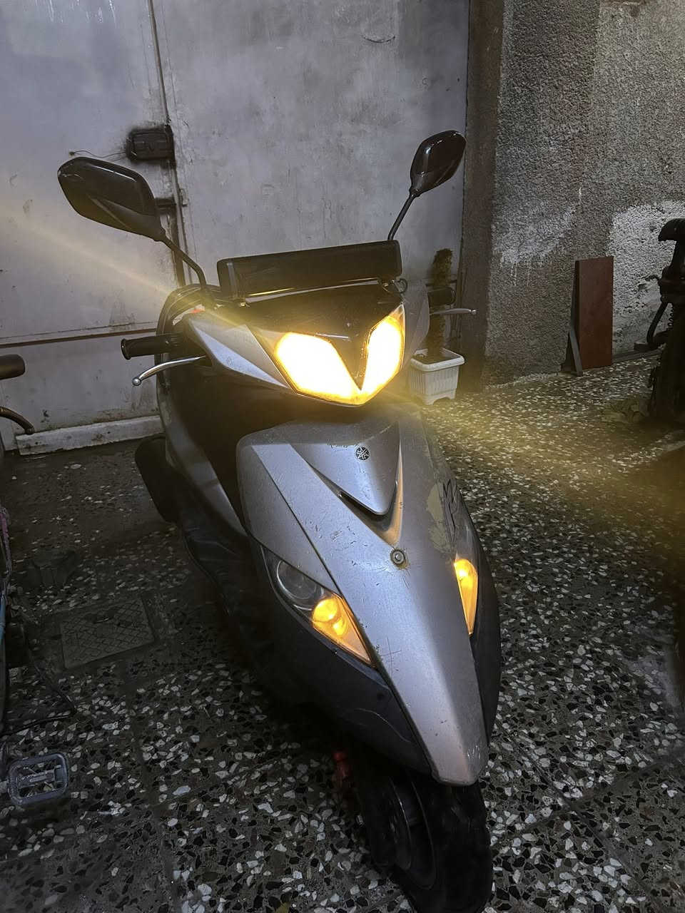 السلام عليكم من رخصه ادمن الكروب دراجة ثعلب 140 كابريتر الدراجه فول نضافه كهربائيات كامله مكينه خرسه تشغيلتها نكره سلف بكل   وقت بيها شلعه ومعدل  السعر 525 وبيها مجال للطيبين للتواصل واتس ***********
