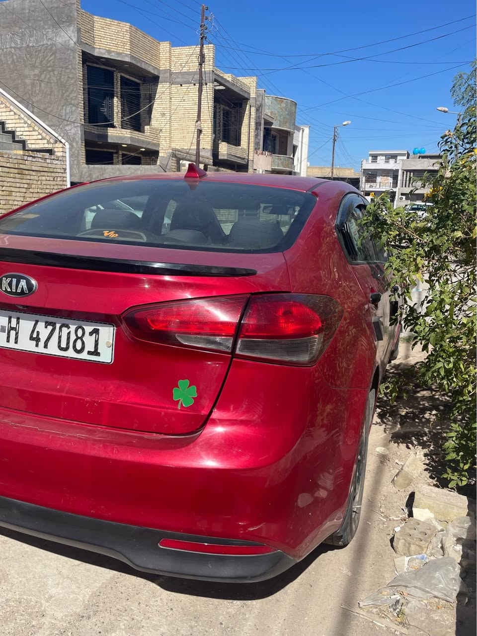 زوج تايرات جديد
باتري جديد 
بلكات جديده 
شمعات جديده 
تحكم ستيرن ، تدفئه بالكشنات 
السياره بحاله جيده
السياره داخله بيها ضربه بابين مصبوغات ، بارد بالجنطه شي بسيط ، ضربه بالجاملغ خلف السائق ما مصلح. 
ممشى السياره ٢١٦ الف 
السعر : 120 
الرقم بغداد الجديد 
الموقع بغداد / المحموديه 
رقمي *********** المحمودية, بابل
