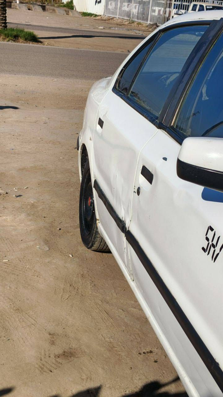 سلام وعليكم 
سمند 2011 رقم بابل مكينه وكير جدد 
كهربائيات كله شغاله حداديه 75%100 تبريد شغال تايرات جدد عوزه شويه ترتيب سعر 37 وبيه مجال // *********** مكاني بابل شوملي
