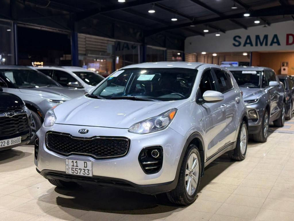 #الضرر : دعامية اماميه  فقط
#الرقم : بغداد
#الايرباكات : بدون ضرر اي ايرباك

#المواصفات :
▪️السيارة : كيا سبورتج
▪️الموديل : 2018
▪️المحرك: 2.4L (اربعة سلندر)
▪️العداد: 70 الف ميل حقيقي
▪️حجم الويل: ويل كب حجم 18 مع طقم تايرات بحالة ممتازة
▪️غرفة السيارة : كشنات السيارة مخمل اسود
▪️لايتات زينون مع كشافات دعامية
▪️شاشة الدشبول حجم كبير للتحكم بايعازات السيارة
▪️قطعتين تبريد امامي وخلفي
▪️ثلاث وضعيات قيادة
▪️سستم صوت 
▪️تحكم ستيرن جهتين بلوتوث وحاكية وكروس سرعة وتحكم صوت 
▪️نظام ABS مانع انزلاق

السعر المطلوب: 175 ورقة مع المجال
 
الاتصال على: ***********

النجف - المدينة المائية -مقابل حي الجامعة
