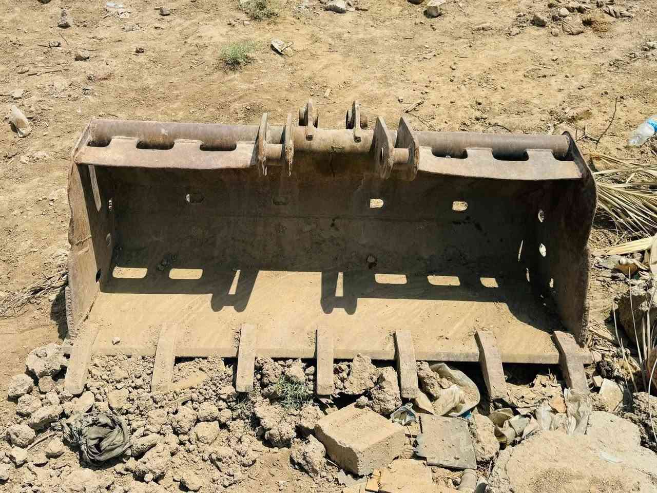 السلام عليكم كيله حفاره عرض170 كيله جديده كلش 
 كيله كلش جديده ونظيفه الشراي يتصل 
الستفسار***********واتساب 
الستفسار***********واتساب
