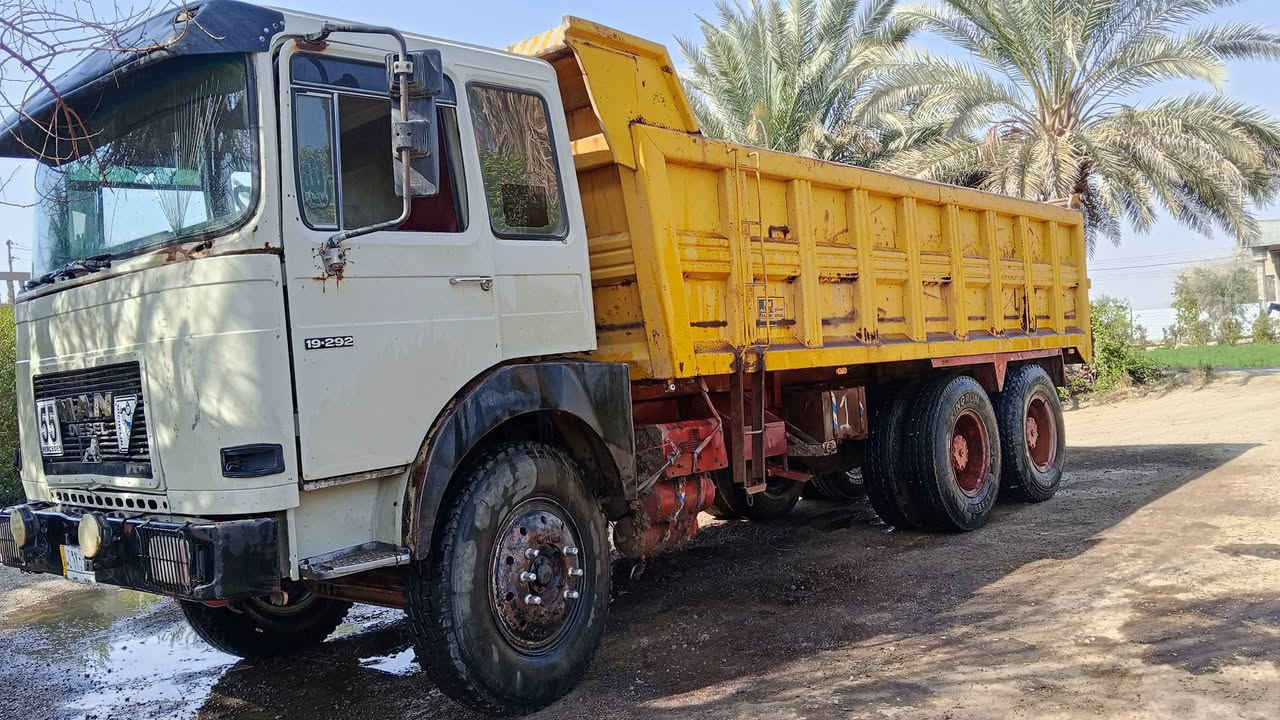 السلام عليكم،، للبيع،، مان،، مكينه البي،، كير فلر،، مجموعة نص جيف،، السيارة يرادلهة ترتيبات،، رايده ١٦٠ بيه مجال شي قليل،،، اتصل،، ***********،،٠٧٩٤٤٣٨٨٣
