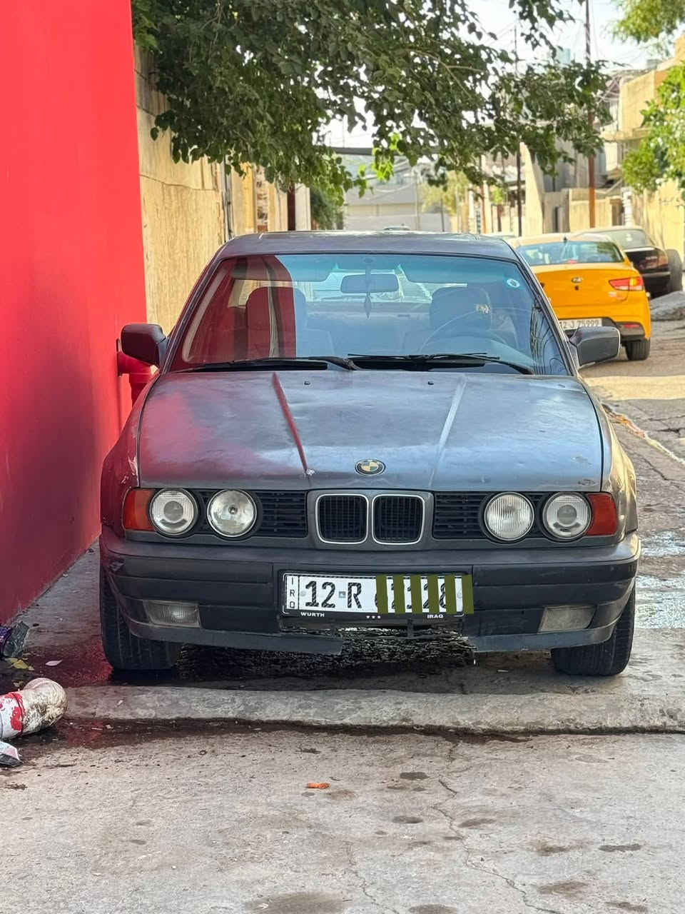 BMW520 كير عادي
السلام عليكم 

الي يدور تعمير سياره بدون ضرر وبدون صبغ سلايت 

 رقم انكليزي جديد سنوية 2030 هزة بأسمي 

محرك فل تعبان 

السعر 26 وبيها مجال بسيط 
مكاني موصل 

للتواصل واتساب او اتصال ***********
