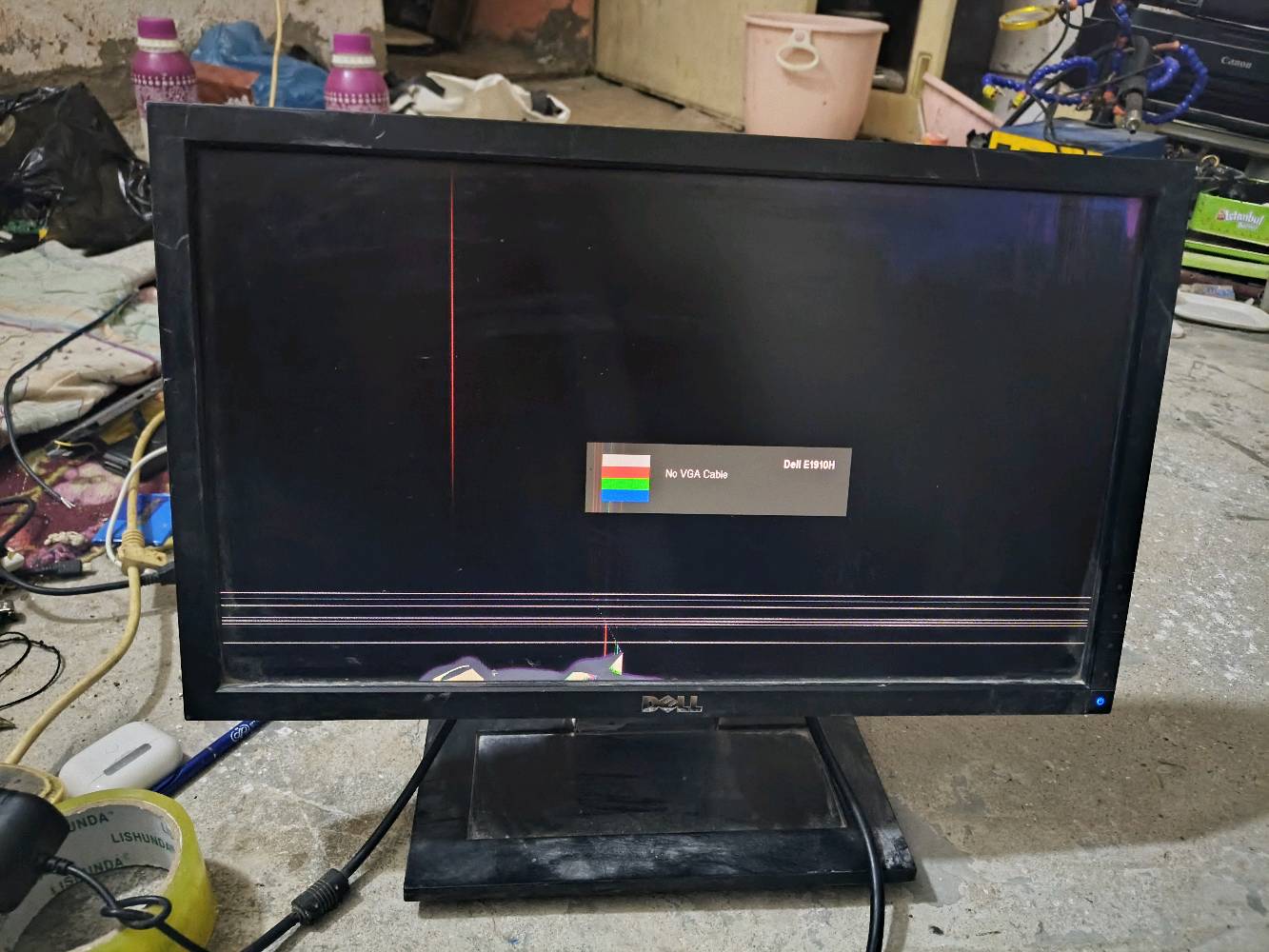 موبايل نوكيا الاصلي n73+شاشتين تفيد اهل الحاسوب و الكاميرا شغللات بيهن ضربات مثل للي بصورة توصيل متوفر لجميع لمحافظات٥