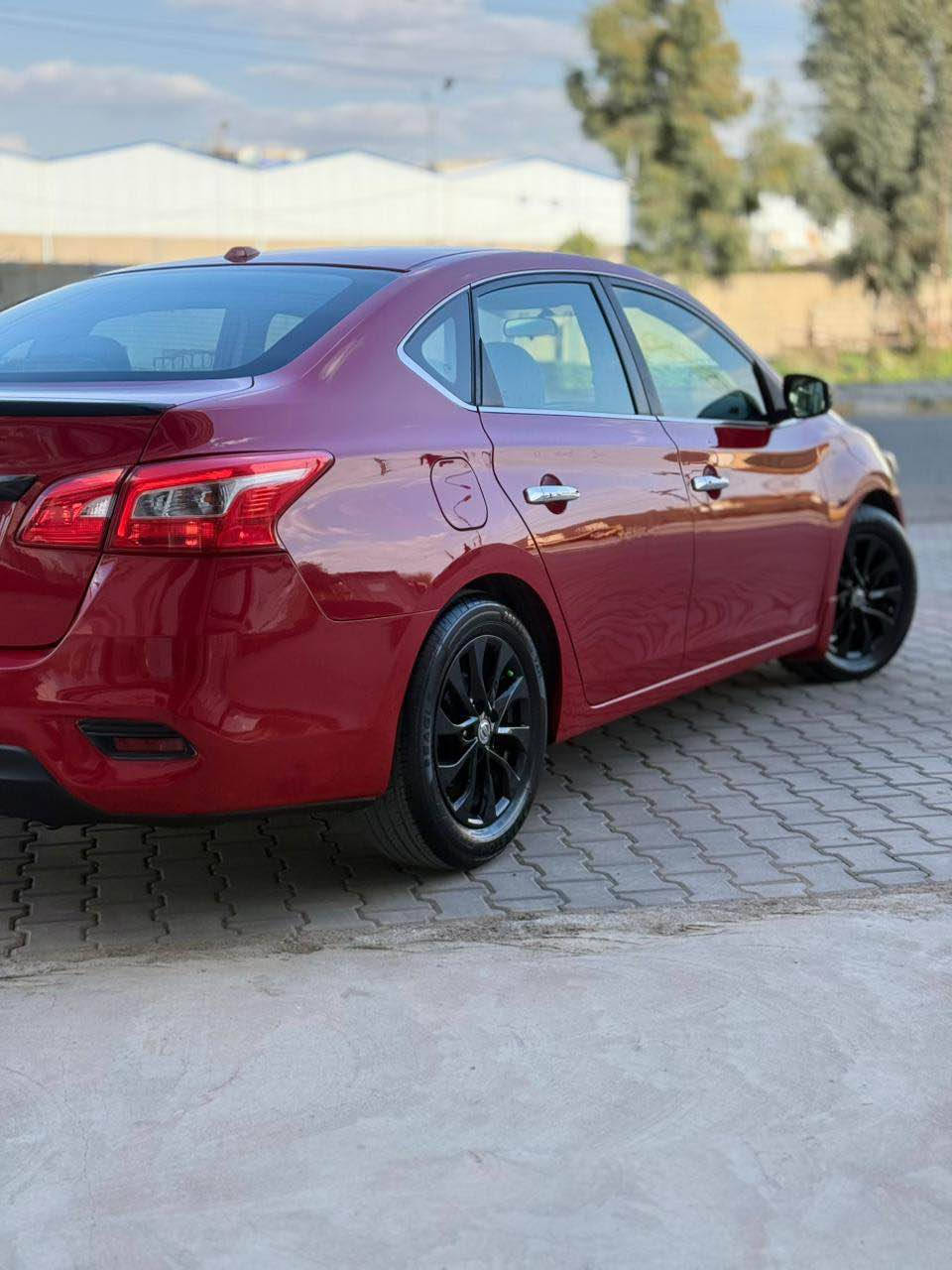 نيسان سينترة موديل18 موصفات تبريت لمس ايكو موصفاتهه معروفه رادار كيرمحرك شرط سنه ويه جديد هزه جديد دفتربنزين بيهه 3 قطعات صبغ داخل صندوق بيه قليل رقم موبايل *********** سعر 103 بيه مجال قليل كركوك, العراق
