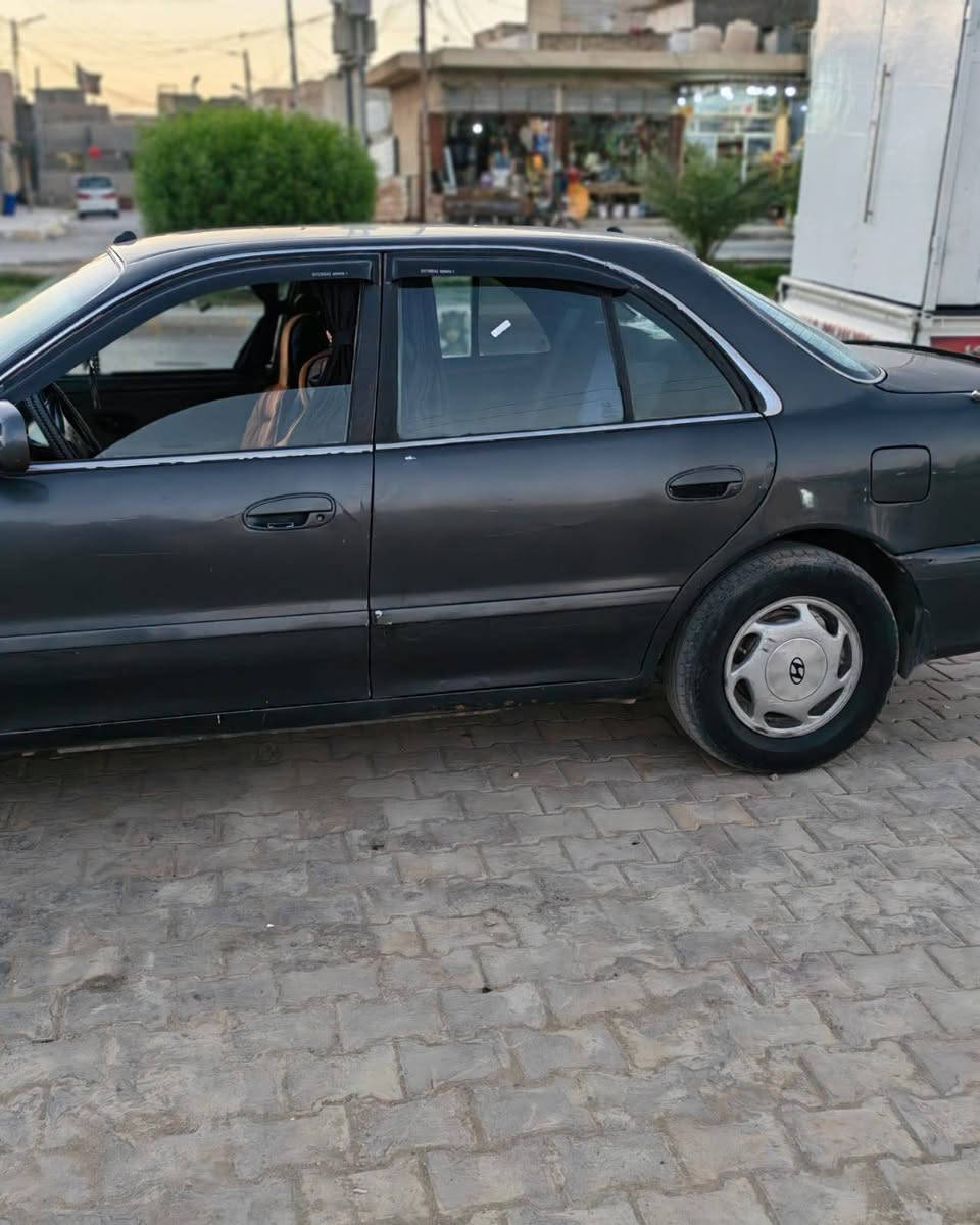 سوناته 93 لسياره نضيفه محرك 2000 كير ومكرك فول تبريد ويه لسويج حداديه جديده تخم تاير مداور ثاني يوم مصبوغه عام مكاني كربلاء ***********
