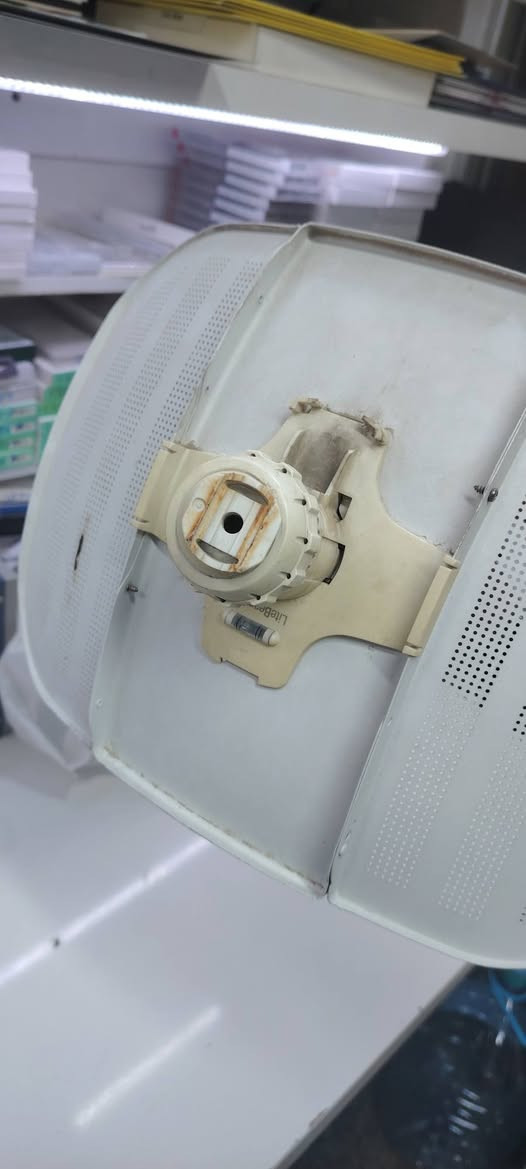 سلام عليكم منو يفيده نانوا صحن مشتريه ب ٢٠٢٤ هسه حولت وطني كلشي مبيه سعره 80 الف رايده رقمي *********** راسلني ولا تطيح من سعره نهايته كلش قليله
