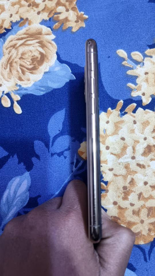 ايفون ١١برو للبيع مامبدل بيه ايشي بطاريته الاصليه ٧٨وشاشته ممبدله بيها نقطه سوده فوك لشاشه مماثره بيها ذاكرته٢٥٦كلشي شغال بيه مابي اي عطل سعر جهاز(٢٣٠)بي مجال بسيط


**إذا كنت صاحب هذا الإعلان وتريد حذفه لأي سبب، رجاءا أرسل رسالة إلى الدعم الفني**