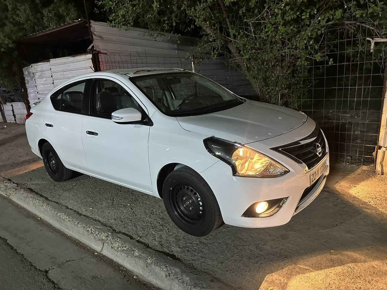 السلام عليكم  سياره صني مصري زيرو موديل 2025  الفول رقم اربيل  الجديد  تحويل وكاله مجاني موصفاته اربع جام كهرباء قطعتين تبريد حساسات خلفي اشاره بلمري كامره شاشه كار بلي ماشيه12الف محرك كير مكفول علا وضع الشركه 
بغداد الكاظمية *********** السعر 129 وبيه مجال بسيط
