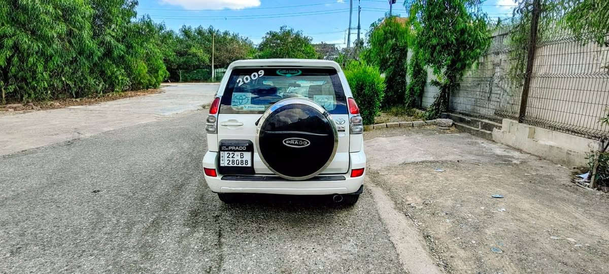 تۆیۆتا پڕادۆ2009 Toyota Prado

تۆیۆتا پڕادۆ ٢٠٠٩ 
 سەیارەیەکی خاوێن لەسەر،دەقی شەریکە
•ڕەنگی سپی
•بێ سبوغ
•سێ ڕێز کوشین
•چوار پستن
•جام کارەبایی
•دەبڵ،ئەکسل
•گێڕ تۆماتیک
•سپێر لە کۆڵ
•گێڕ و مەکینە بەشەرت
•تەحویل و غەرامە بەشەرت

⚫ ھەولێر
لۆ زانیاری زیاتر پەیوەندی بکەن بە وەتس ئەپ و ڤایبەری (***********) أربيل, العراق
