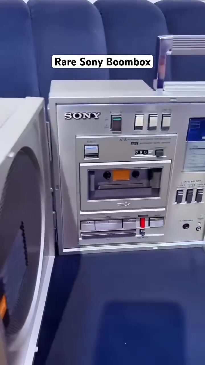 Rare Sony BoomBox 💪🏼


**إذا كنت صاحب هذا الإعلان وتريد حذفه لأي سبب، رجاءا أرسل رسالة إلى الدعم الفني**