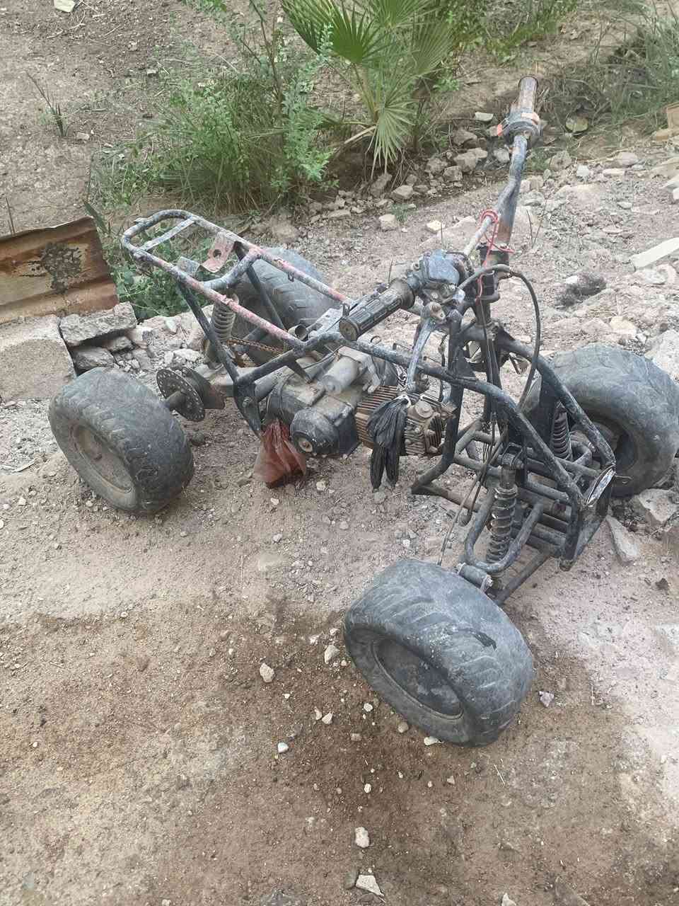 للبيع چانت تشتغل بس عطلت الكابريته وذبيتها ورا البيت بصره ابي الخصيب ***********

