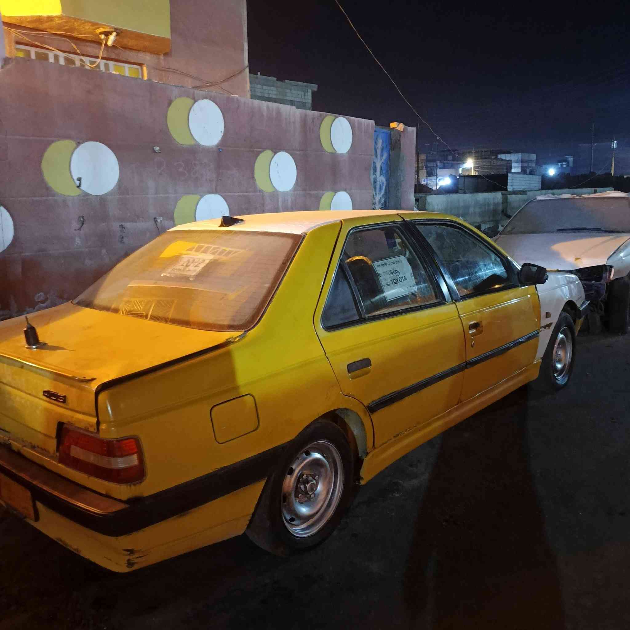 بيجو ٤٠٥ مكينه كير حلوات مابيهن شي حداديه زينه بيع مستعجل ١٢وبيهه مجال بسيط مكاني البصره ابي الخصيب ***********
