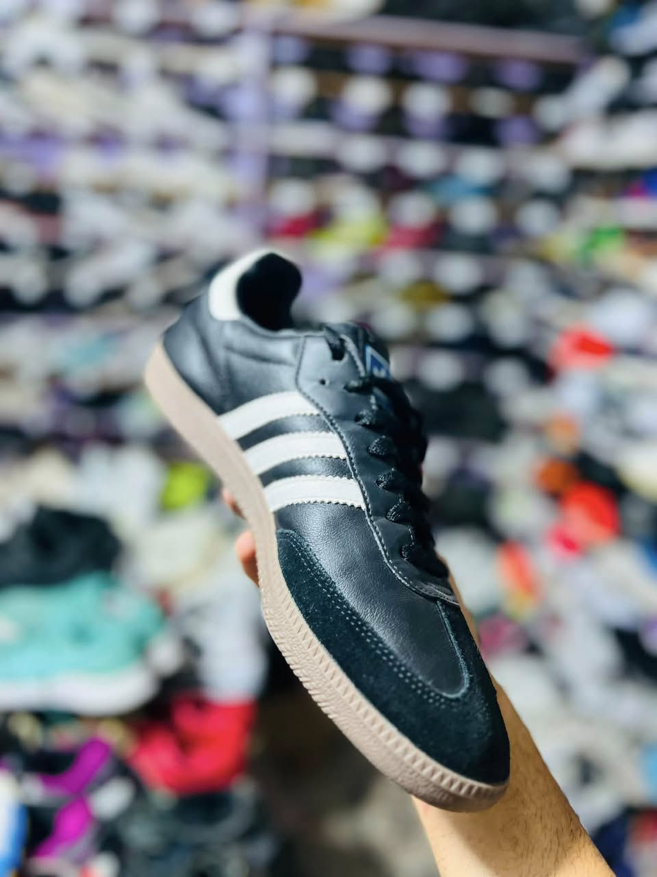 Adidas _ samba
قیاس ٤٤ -٢٨ سم 

نظافة ١٠٠٪ 

توصیل موجود


**إذا كنت صاحب هذا الإعلان وتريد حذفه لأي سبب، رجاءا أرسل رسالة إلى الدعم الفني**