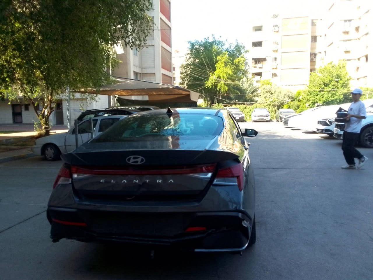 النترا 24سمنتي لمتدد فول السيارة كلش جديدة بدون يرباك رصعة صغيرة بجنطة تبديل دعامية فول بصمة سلايت هند بريك دكمة جنطة دخول ذكي كلش جديدة سيارة بغداد الكرخ قرب شارع حيفا السعر 160بيها مجال قليل ***********
