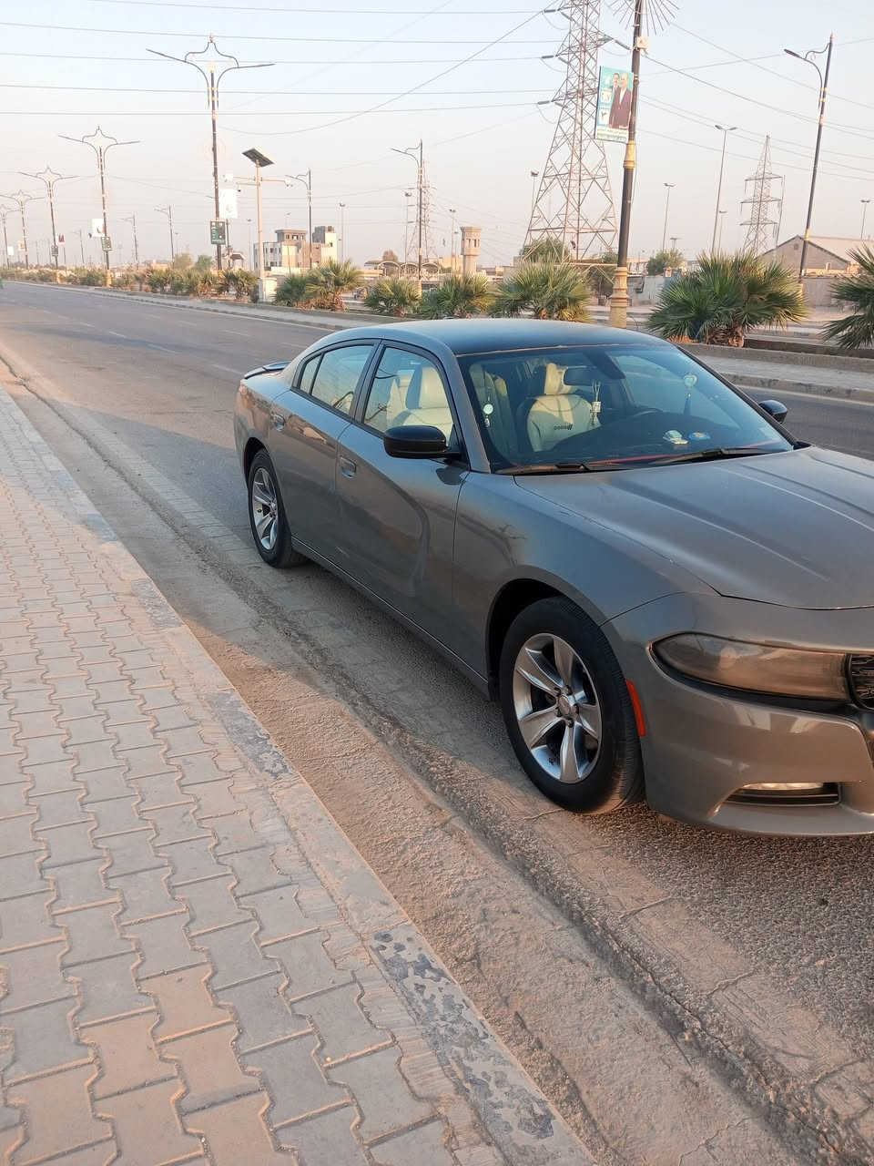 سيارة موديل 2017 التفاصيل خاص مكان السيارة ميسان ورقمها بصرة سنوية باسمي 
***********
