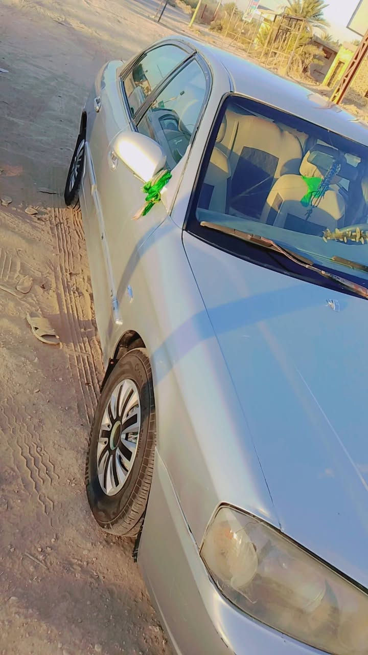 سلام عليكم وبتمه 2002  البيع ءومروس سيره  السعر 35 وبي مجال هاذاه رقمي ***********
