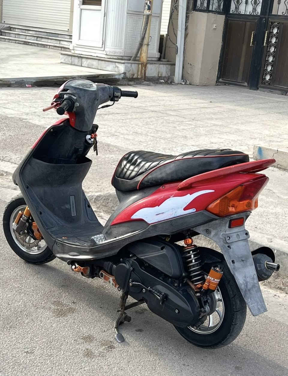 ماكس عدله مكاني بغداد الدراجه مزوده تزويد خارجي وكله اصلي قبق فلاوين والاطار مالته كاربون فايبر شيال دبلات امامي خلفي وياله قطره يدات ستيرن قبق عنبار ستان صفح صلنصه صجميه بكلايت واشاير وكشن مال 4 ولفات شوته مزوده والبلاديع موجوده الدراجه مال رمبه نضيفه كلش الشراي يتصل *********** مكاني بغداد مو شراي وبس تعامل لاتخابر ولاتعب نفسك
