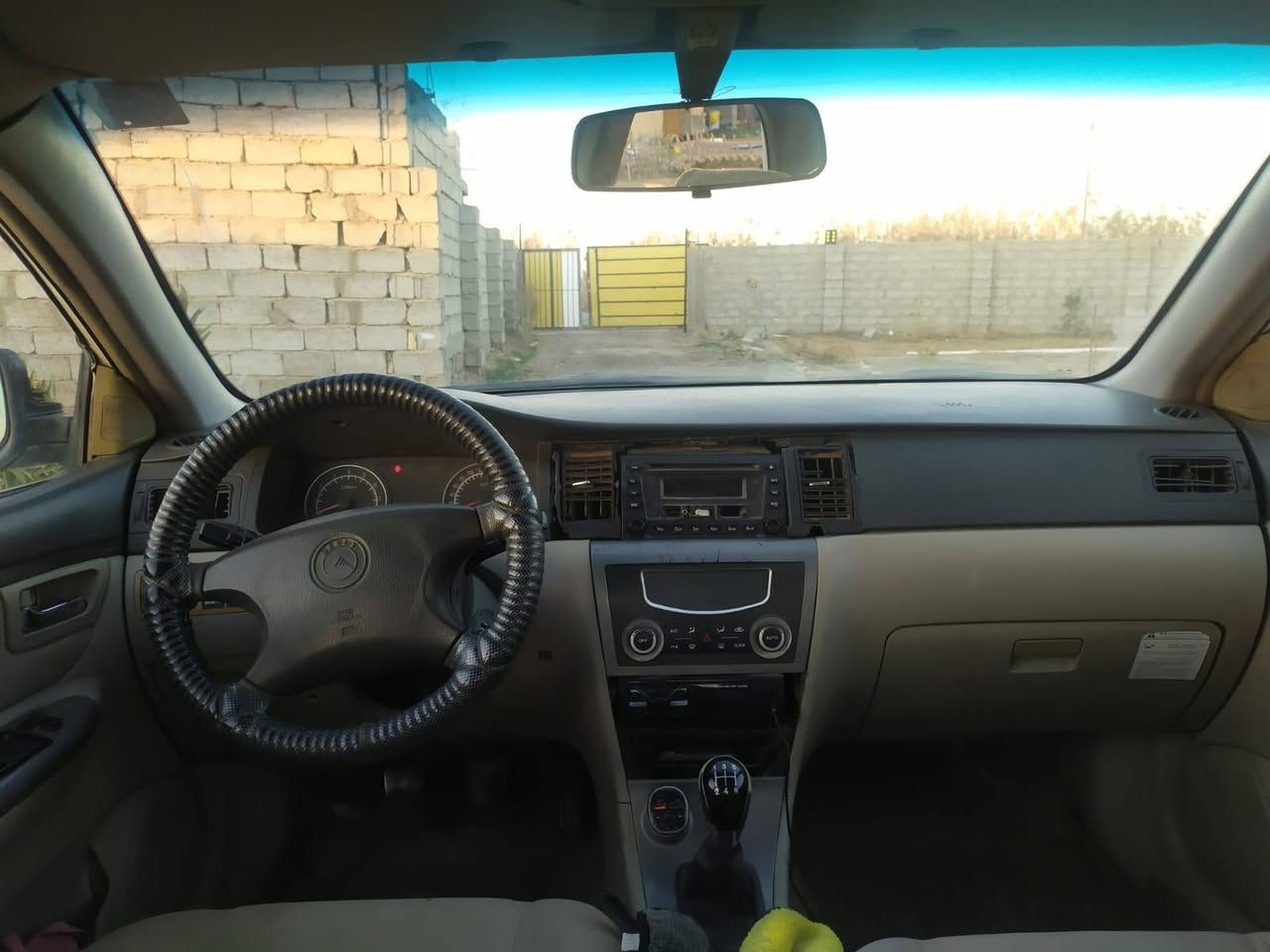 سيارة جيلي موديل 2013 سيارة مكفولة كفالة عامة بيهة شبرين بل باب اليسرصبغ سعر42وبيهة مجال ***********
