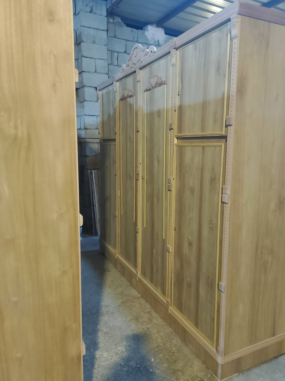 يا الله السلام عليكم ورحمة الله وبركاتة 
كناتير شغل درجه اولئ زان ثقيل الارتفاع 225 
العرض 60 الفرش ابلوك بورد 14 ملم مع جسوره تحتيه 
الوجه صاج فراشه 4 ملم 
الداخل ماليزي عادي 3 ملم الضهر جرجوبه خشب 
حشوته ممتازه ثكيل الاسعار 
كنتور 2 باب 130 الف 
كنتور 3 باب 190 الف 
كنتور 4 باب 240 الف 
زان ثقيل شغل درجه اولئ 
العنوان ديالئ بعقوبه بهرز طريق ابو الكرم قرب دلاليه المدينه للتطور الزراعي 
رقم الهاتف 
***********
الجميع @إشارة
