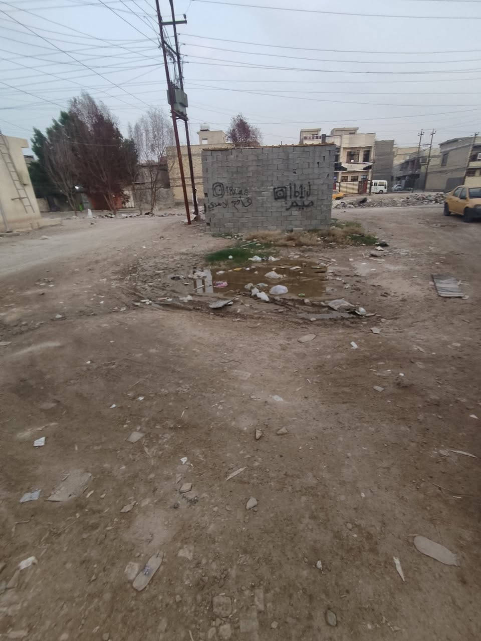 (مكلف بالنشر)
سلام عليكم قطعه ارض للبيع في السريدات القديمة

مربع الثالث خلف البزل الصغير

 مساحة 50متر 

واجه 5متر

نزال10 متر

نوع العقار زراعي سند 25 إنذار محكمه بكاتب عدل

للاستفسار ***********
