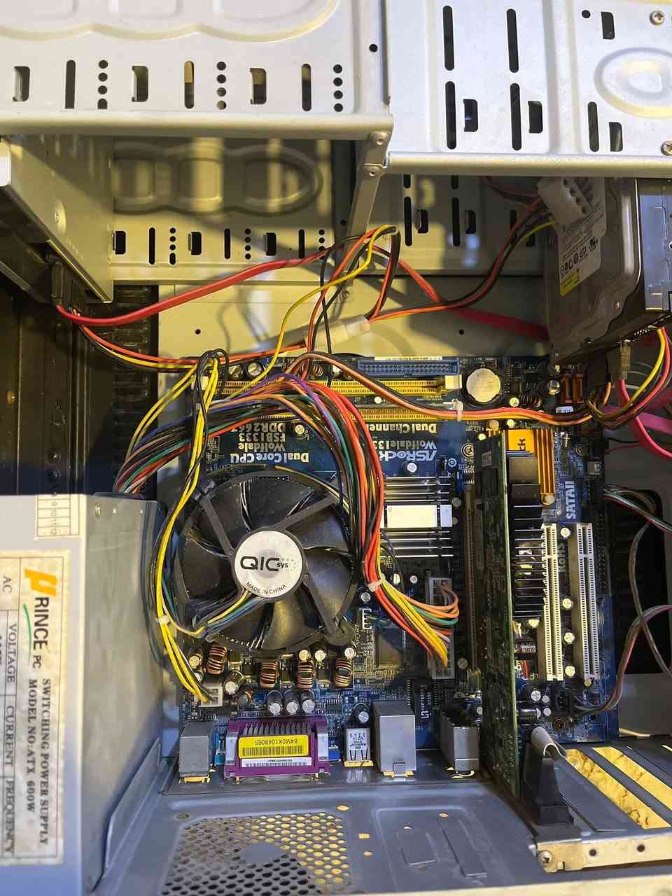 السلام عليكم pc وشاشة للبيع شغالة كامل سعر ثنينهن ب 25 مكاني بعقوبة


**إذا كنت صاحب هذا الإعلان وتريد حذفه لأي سبب، رجاءا أرسل رسالة إلى الدعم الفني**