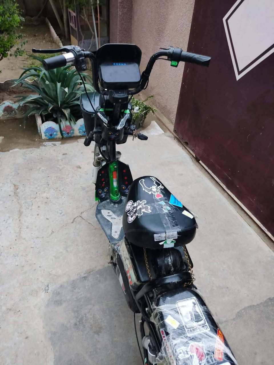 السلام عليكم
بايسكل شحن للبيع شغال ما بي شي بس يرادله ترتيب كهربائيات السعر 150 وبي مجال للاستفسار *********** بي واتساب
