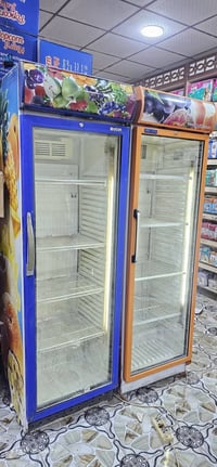 عارضات اسواق عدد ٣ نظيفان وتبريدهن فول  سعر الوحده ٢٧٥ 07777713744