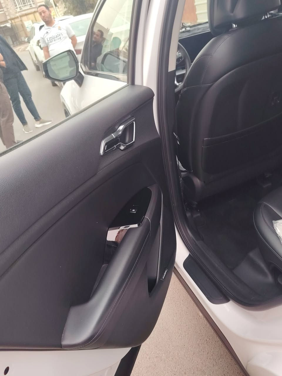 السلام عليكم
سبورتج برو موديل 2023 كامل مواصفات

اتصل وتدلل  ***********

كلشي موضح بالصور والسونار  نضافه فَووووووول
بغداد مدينة الصدر
السعر                  220 وبيهه مجال حق الجيه
