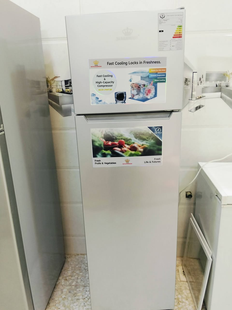 السلام عليكم عندي هاي الثلاجه للبيع جديده مصار لها هواي من اشتريناها حجمها وسط 14  السعر 200 قفل العنوان مدينة الصدر


**إذا كنت صاحب هذا الإعلان وتريد حذفه لأي سبب، رجاءا أرسل رسالة إلى الدعم الفني**