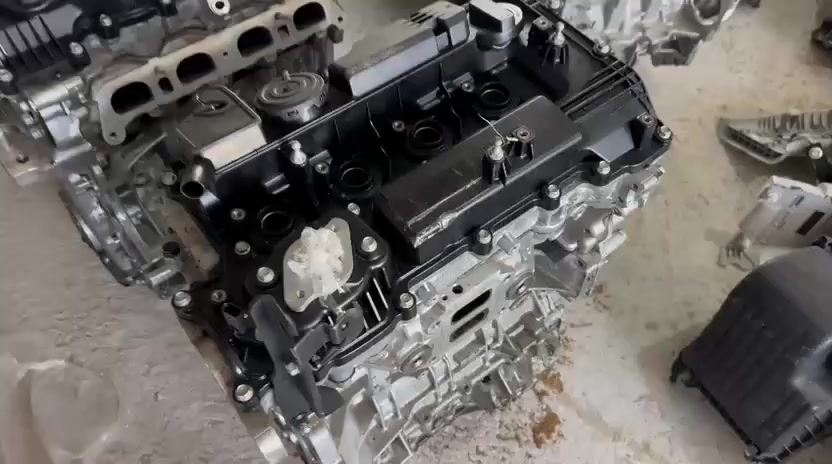 اخوان البيع جمله فقط36مكينه حجم المكينه 2500و1600تيربو مكاين سوناته واوبتما من مديل 2021الى مديل 2025بيع ع الشرط نضافه فوول الاستفسار والاتصال ع الرقم ***********
