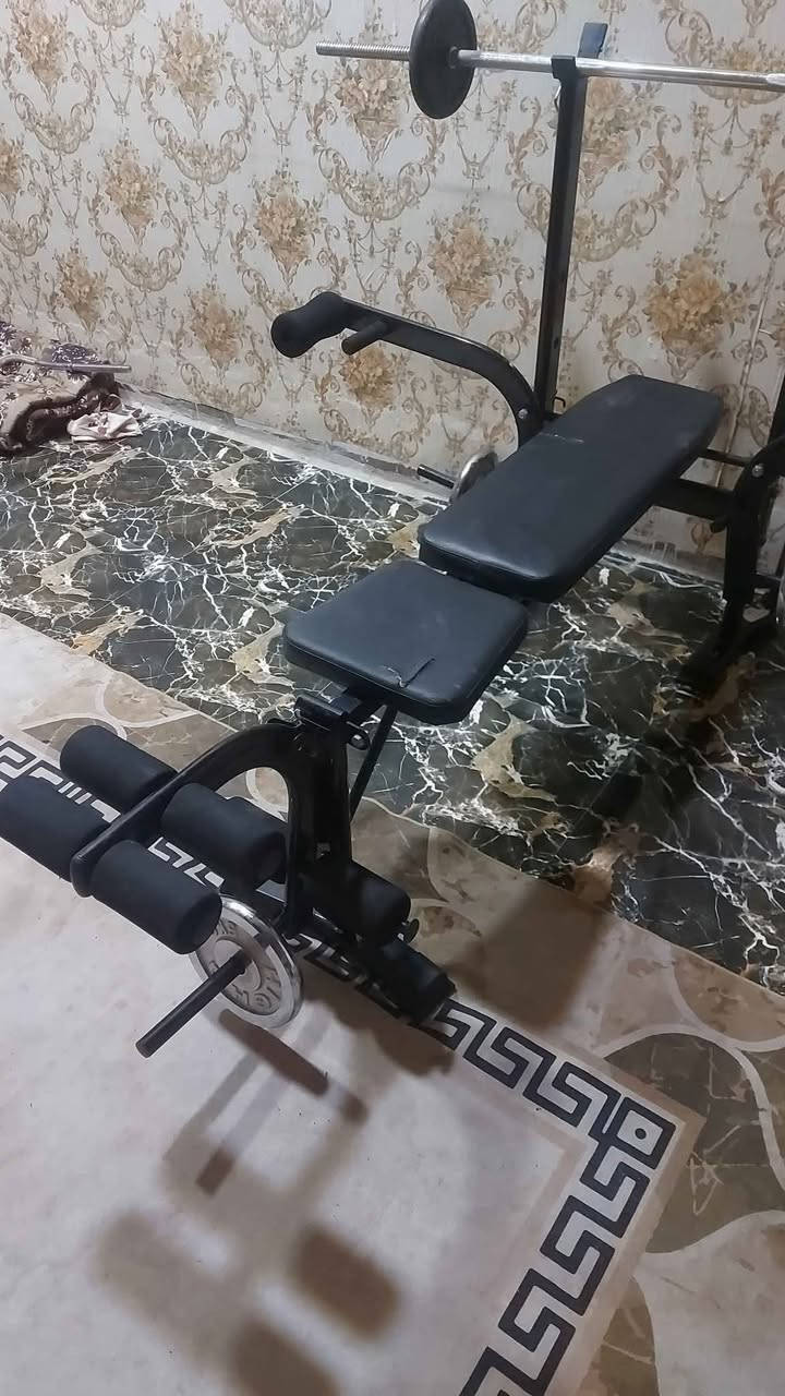 جهاز بنج بريس للبيع نظيف كلش استعمال قليل حاليا مفصخة ويوجد اوزان للبيع   يوجد توصيل المكان بغداد *********** السعر 100وبي مجال بسيط بغداد, العراق
