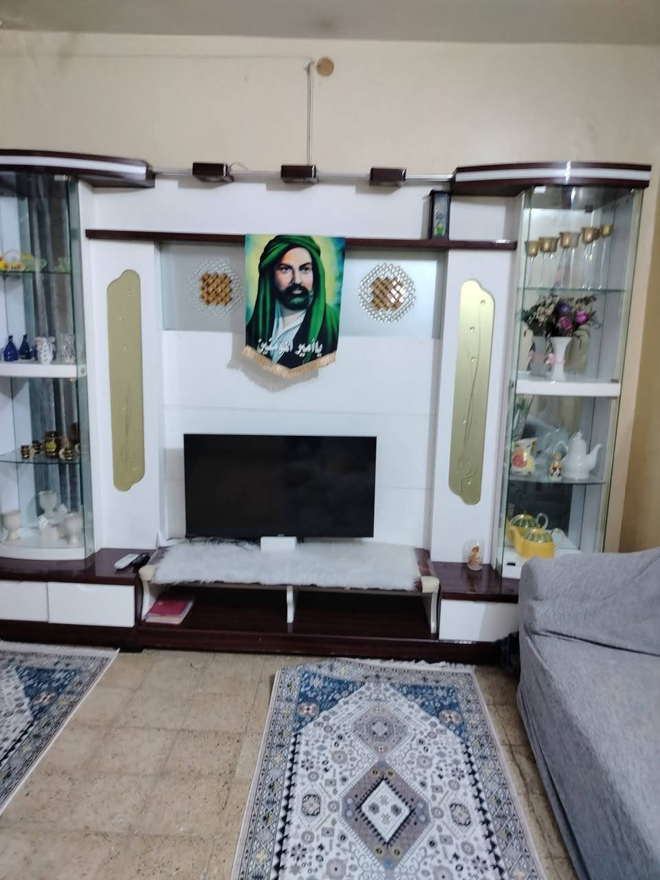 معرض للبيع السعر 600وبي مجال اتصل على الرقم ***********
