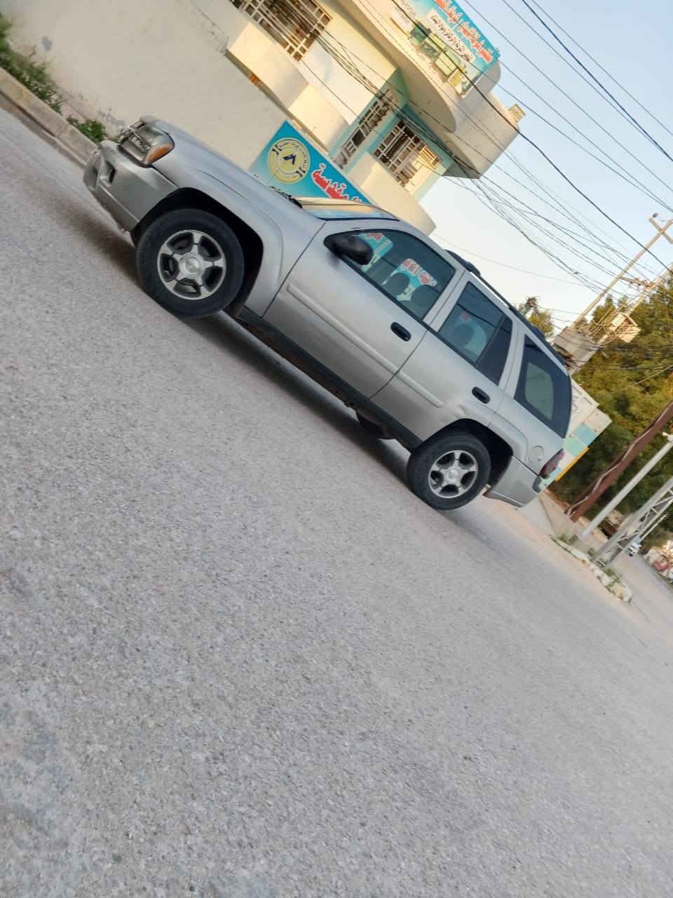 السلام عليكم شوفر اليت بليزر موديل 207 وارد امريكي مكينه وكير كفاله تبريد تدفه قطعتين حداديه خلفي امامي جديده كهربائية فول شغال تخم تير سنويه الغايه 30 العنوان كربلاء بيه مكانت صبغ سعر  77سياره جاهزه ***********
