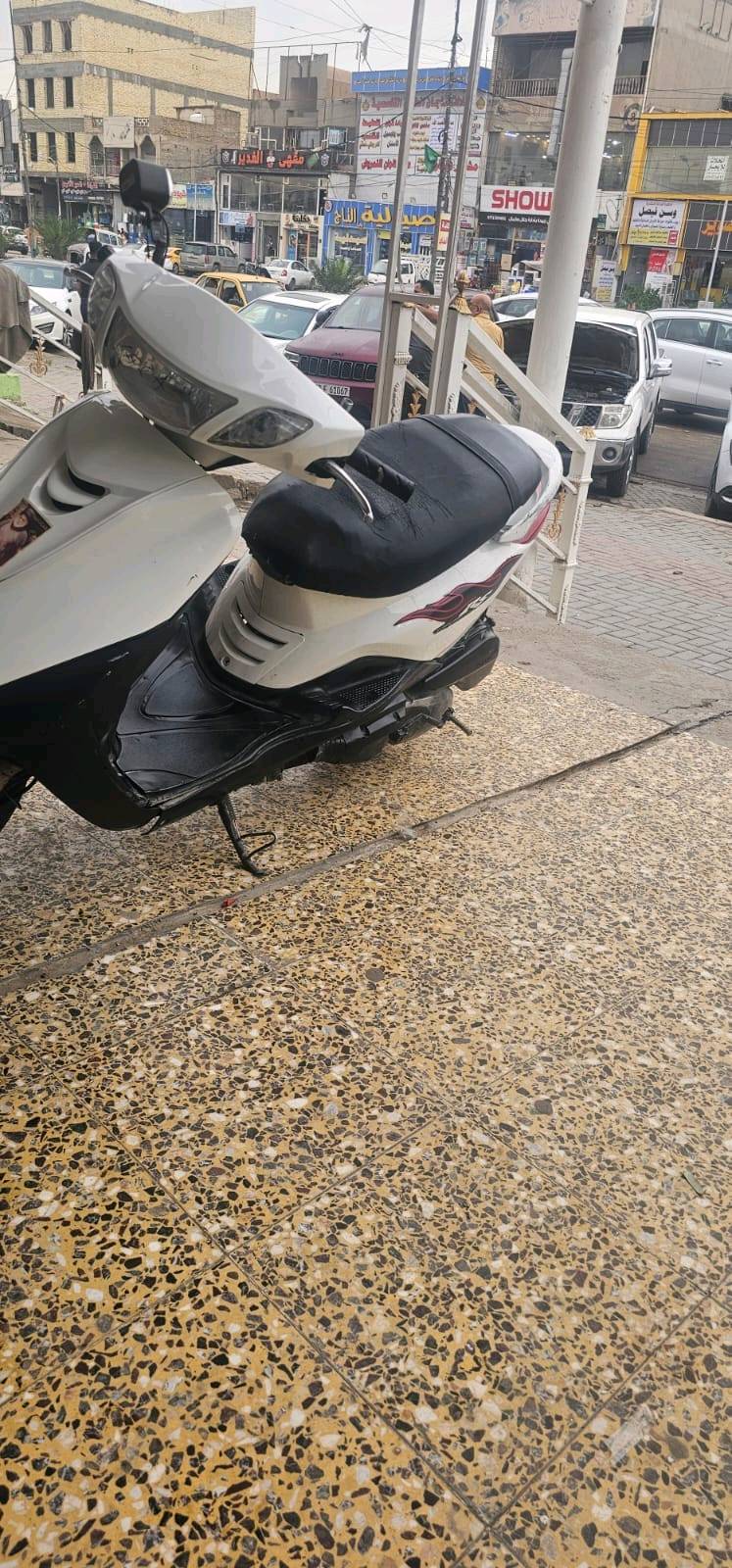 سلام عليكم عندي هاي الدراجه للبيع مستعجل عليها