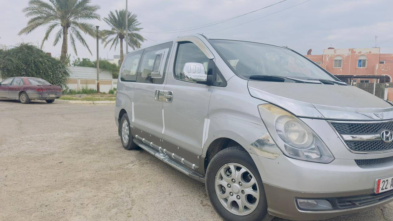 السلام عليكم ستاركس 2009 للبيع سياره كفاله عامه من كلشي عده طخة صغيره باب السلايت موضحه بالسونار والباقي كفاله كفاله محرك كير اكسل تبربد منظومة جديده تايرات صدر كله السعر 135
للتواصل *********** 
***********
