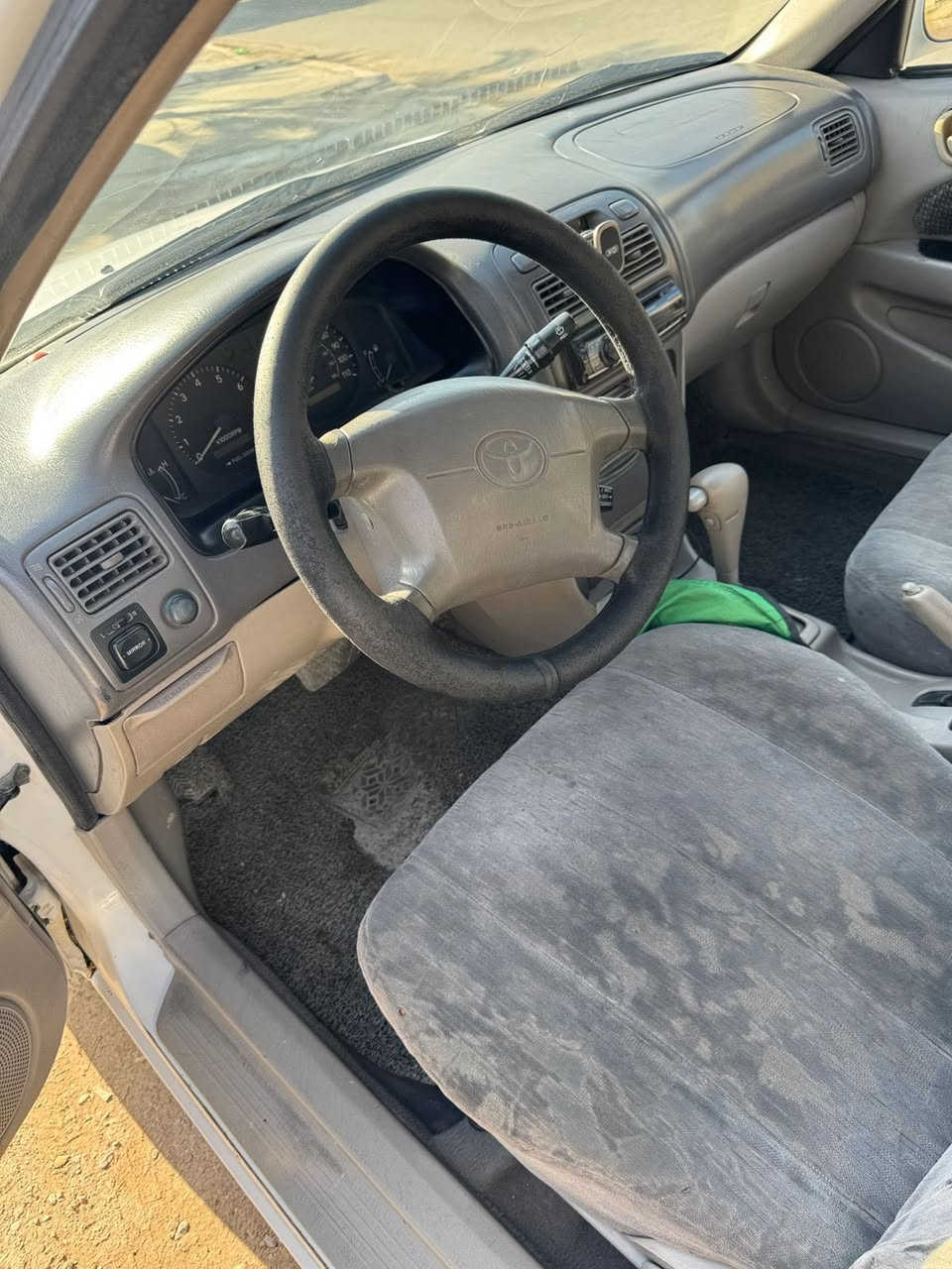 السلام عليكم كورلاً موديل 2000  بلادي  يسرا السياره كامله من كلشي بدون ضربه  ولاحادث فقط مصبوغه عام جماليه السياره سعرها 65 وبيه مجال بسيط  رقم بغداد تحويل ثاني  يوم السنويه لل2027  مكان بغداد العامريه
رقم ***********
