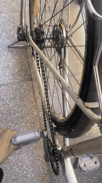 سلام عليكم بايسكل بطه للبيع ب١١٠ وبيه مجال بايسكل رب جديد والختومات كلها موجود يابنيه عل تيارات والستاند وكلشي بيها ختومات ومابيه اي زنجار تجي تفحص وتاخذه مكاني بغداد السيديه ***********
