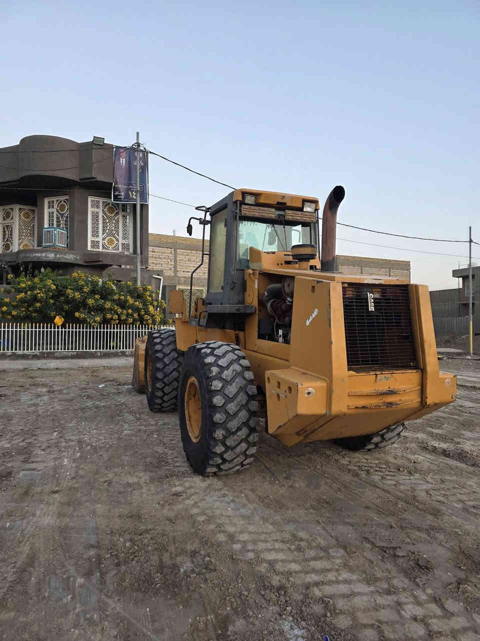 السلام عليكم بيع سريع و رازق حي
 شفل موديل ٢٠١٢ حجم ٧٠ امريكي مكينه ١١٤  كمز ١٢ ولف  كفاله من مكينه وكير مامفتوحات وتخم تاير مكان بابل سعر ١٨٠     ***********
