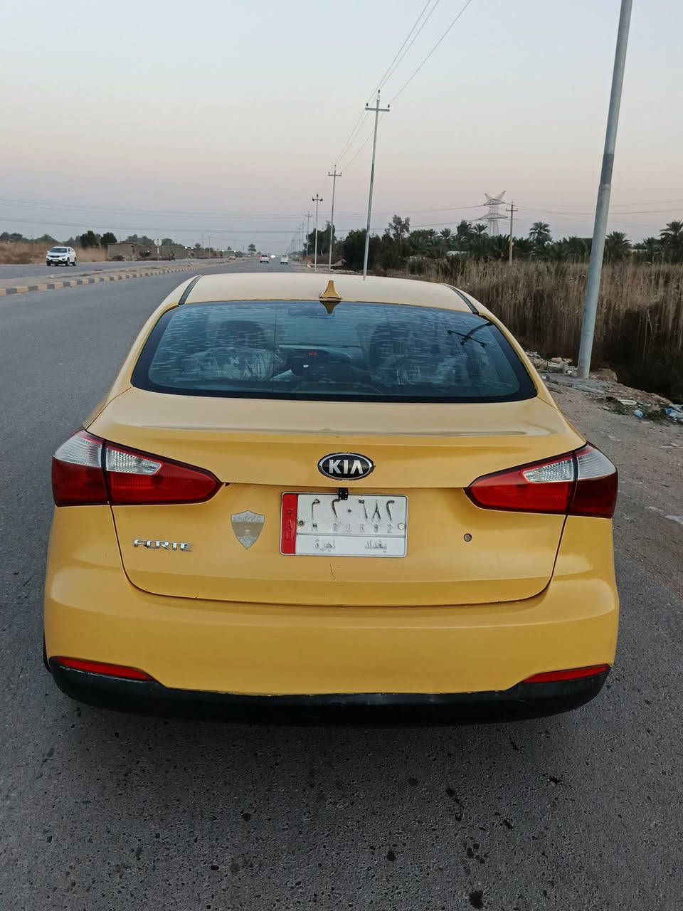 السلام عليكم / فورتي موديل 2014 رقم بغداد
حادثة فقط جاملغ ايمن امامي بدون أي دواخل 

كفاله لغود اماميه خلفيه وشواصي امامي خلفي كفاله شرط السونار  السياره ليفل واحد بدون تبدل /

مكينه حاويه جديدة شرط شادلهه صار سبوع 

كير كفاله تخم تاير حداديه 

السياره نص فول شاشه كامره

وباقي الموصفات معروفة 

#__السعر  95  وبيها مجال لل شراي 

*********** تصال فقط متوفر
