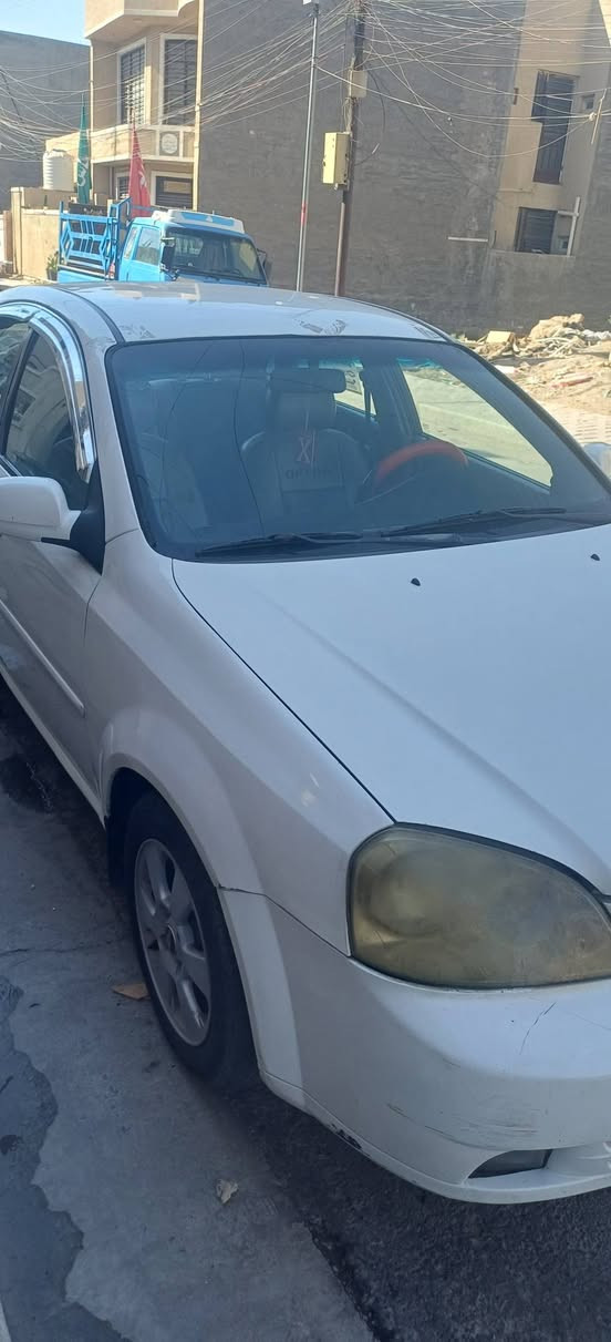 السلام عليكم للبيع اوبترا موديل ٢٠٠٦ كير عادي دوشمه جلد كاعيه جلد تبريد شغال شاشه ايباد بيها تنقيص دهن  دخم ويل كب عارضها٥٧ وبيها مجال لشراي ***********
