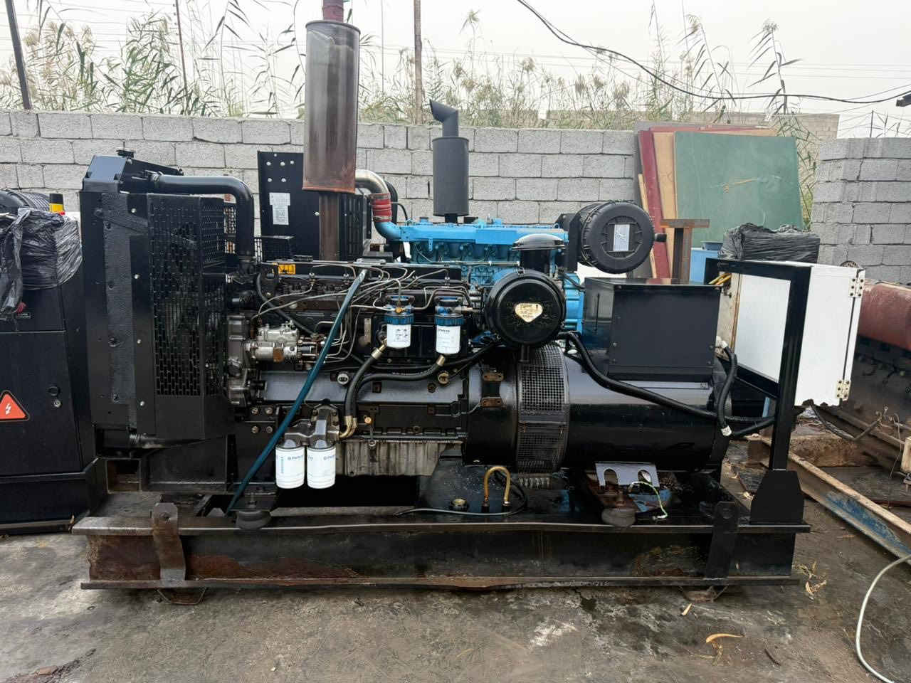 السلام عليكم بيركنز إنكليزي  100 كيفي 6 بستم 
***********. بغداد.
