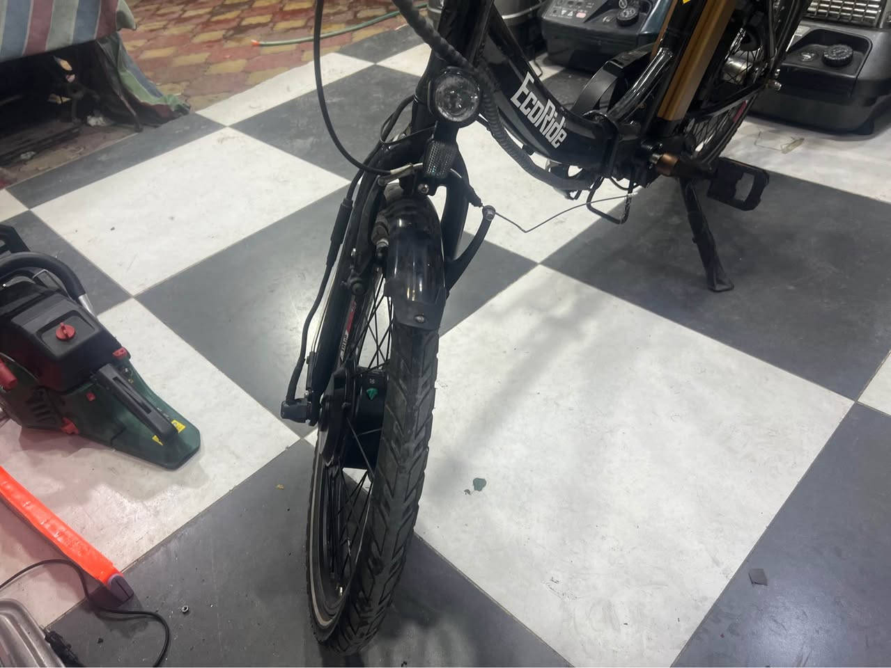 پاسکیل شە حنی یابانی پاتری لیثیۆم رانية, السليمانية


**إذا كنت صاحب هذا الإعلان وتريد حذفه لأي سبب، رجاءا أرسل رسالة إلى الدعم الفني**